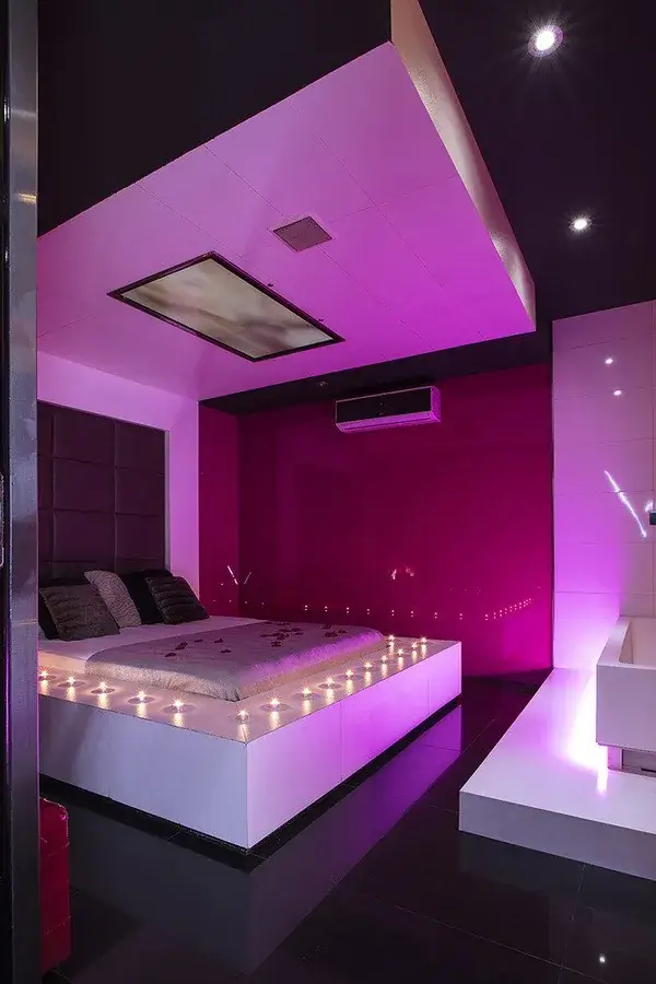 Chambre Paris en el club La Vie en Rose de Barcelona — foto 1