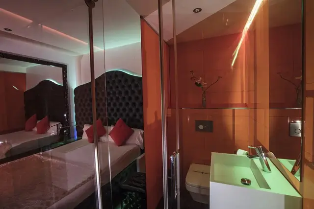 Chambre Versailles en el club La Vie en Rose de Barcelona — foto 5